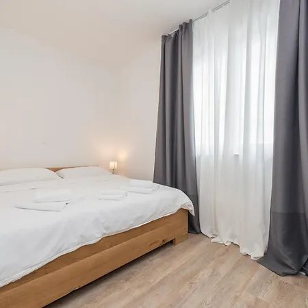 Petar's Dream 3 Apartment *