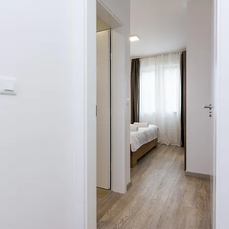 Petar's Dream 3 Apartment