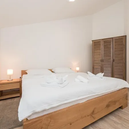 Petar's Dream 3 Apartment