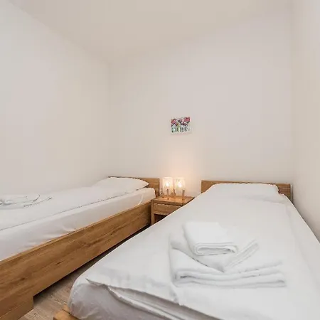 Petar's Dream 3 Privlaka